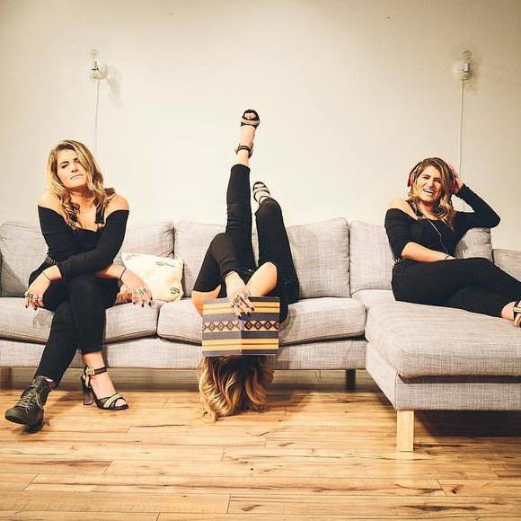 Meet your Posher, Paige - Picture 1 of 1